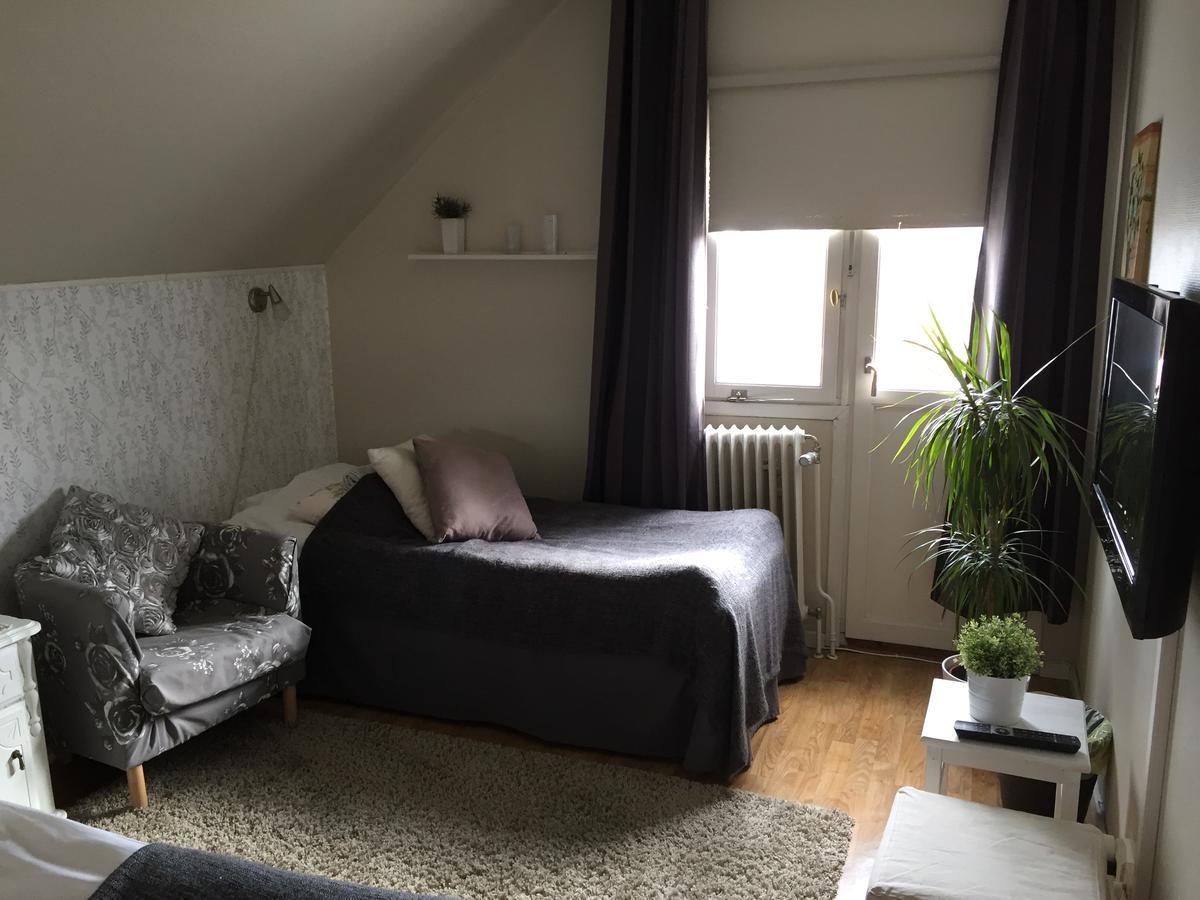 Hoejdens Lagprishotell Mönsterås Zewnętrze zdjęcie